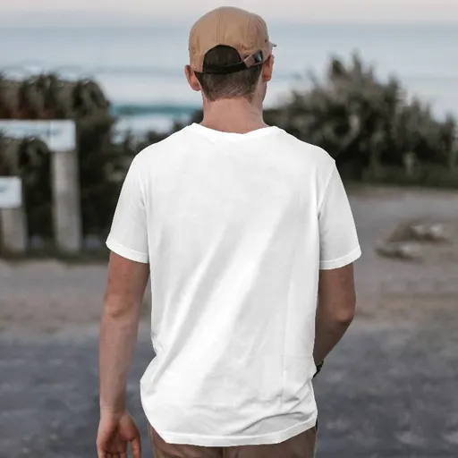 017_T-Shirt-Mockup