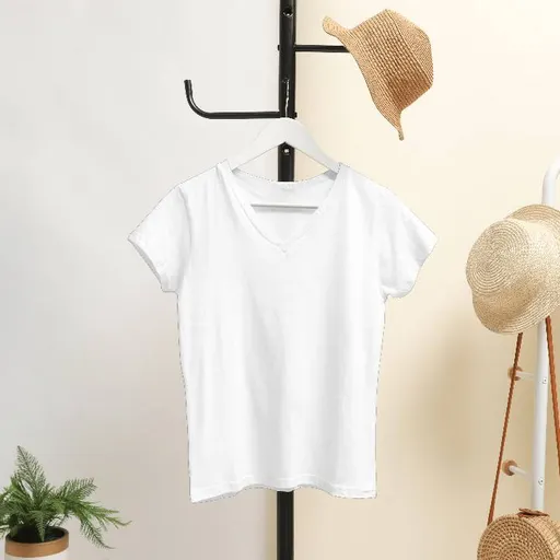 022_T-Shirt-Mockup